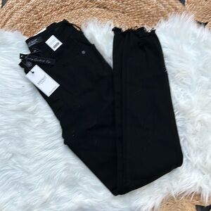 JUDY BLUE BLACK TUMMY CONTROL HIGHWAIST SKINNY FIT JB88551